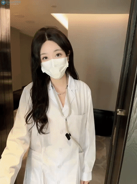 秀人網 江真真 劇情家庭醫生 性感白色護士服，性感紅色蕾絲内衣搭配性感白色蕾絲襪